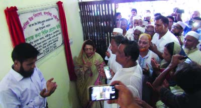 GAZIPUR: Chairman of the Standing Committee on Cultural Affairs Ministry Simin Hossain Rimi MP offering Munajat after inaugurating extending academic building of Sonmania High School in Kapasia upazila recently.