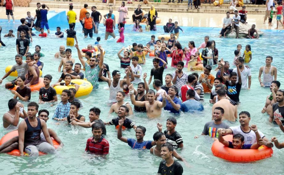 People enjoying Eid holidays at Sea World in the Port City yesterday.