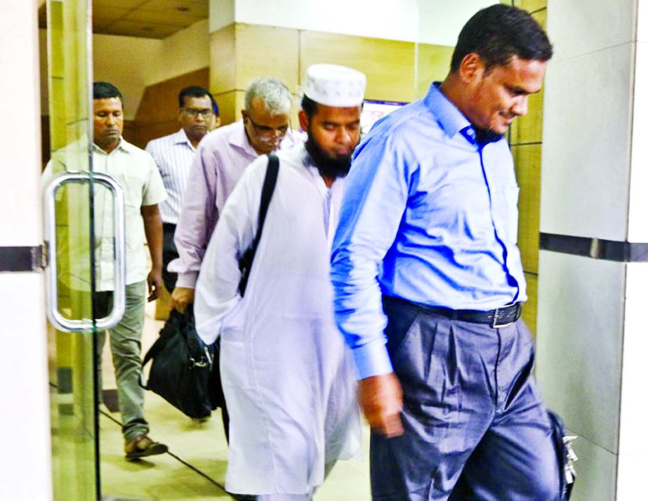 Barapukuria coal scam: Eight high officials of Petrobangla coming out from anti-graft watchdog's headquarters after they were interrogated by the Anti-Corruption Commission (ACC) on Tuesday.