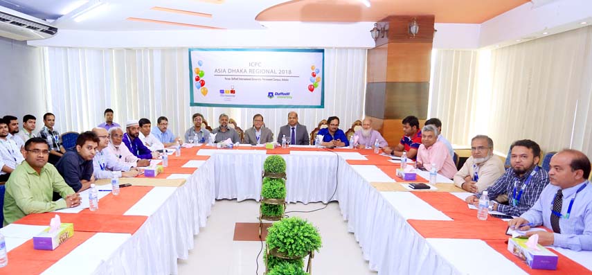 Prof Dr Yousuf M Islam, Vice Chancellor of Daffodil International University, Prof Syed Akhter Hossain, Regional Contest Director and Head, Department of CSE, Prof Dr Abul L Haque, Chief Coordinator, ACM-ICPC Contest Council of Bangladesh and Former Direc
