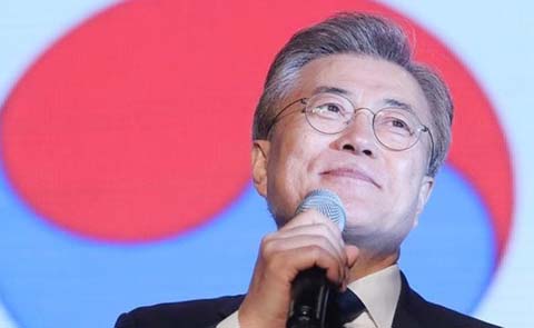 Moon Jae-In will fly to Pyongyang next week for his third meeting with Kim Jong-Un this year .