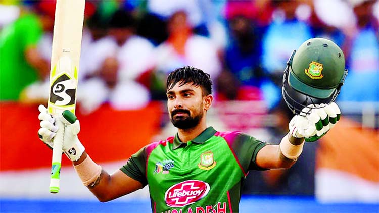 Liton Das celebrating his century during the final match of Asia Cup between Bangladesh and India at Dubai International Cricket Stadium in United Arab Emirates on Friday. Bangladesh scored 222 in 48.3 overs.