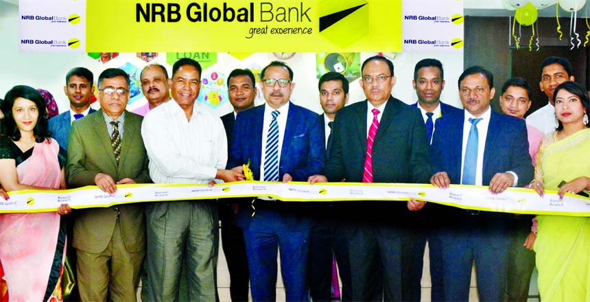 Syed Habib Hasnat, Managing Director of NRB Global Bank Limited, inaugurating the shifted Banani Branch to Bay's Bellavista, Holding No 96, Road-11, Block- C, in Dhaka on Sunday. Among others Deputy Managing Director Mohammad Shamsul Islam, Divisional He