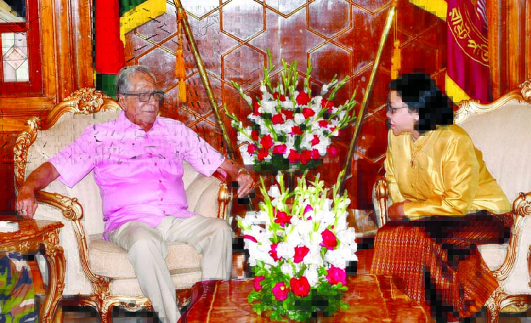 Envoy of Thailand to Bangladesh Ms. Panpimon Suwannapongse paid a courtesy call on President Abdul Hamid at Bangabhaban on Monday. Press Wing, Bangabhaban photo
