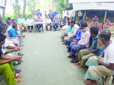 BETAGI (Barguna): Betagi Fisheries Office and District Administration arranged a meeting with fishermen to maintain hilsa ban at Fultola Village on Saturday. Md Mustafa Al- Rajib, Upazila Fisheries Officer presided over the meeting.