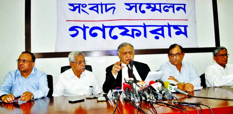 Gano Forum President Dr Kamal Hossain speaking at a press conference at the Jatiya Press Club on Monday demanding fair, free and inclusive election and to realise Seven-Point Charter of Demands.