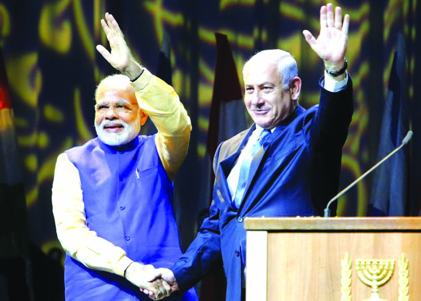 India's Narendra Modi (L) and Israel's Benjamin Netanyahu shake hands during a groundbreaking first visit to Israel by an Indian Premier. AP file photo
