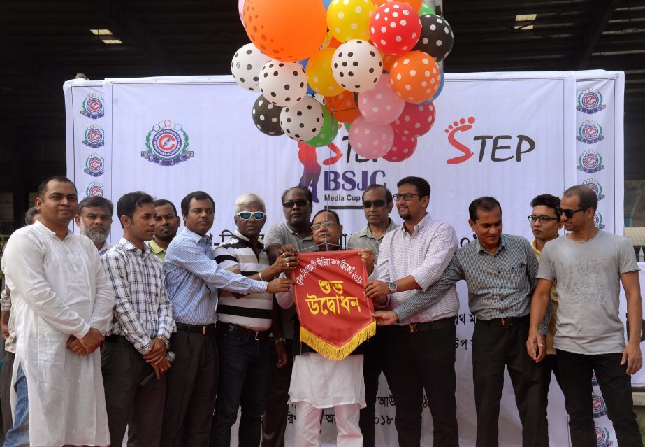 Minister for Railways Mujibul Haque inaugurating the Step-BSJC Media Cup Cricket by releasing the balloons as the chief guest at the Outer Stadium, which is adjacent to the Bangabandhu National Stadium on Saturday. Managing Director of Step Footwear Md Sh