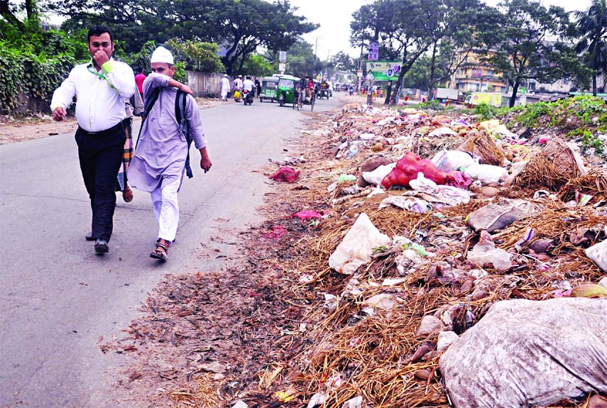 Piling of household wastes are being dumped beside lanes and bylanes by the locals every day. Cleaners are very irregular in collecting the garbage. Dwellers covering their nose due to unbearable bad smell in the area. But the authorities concerned are in