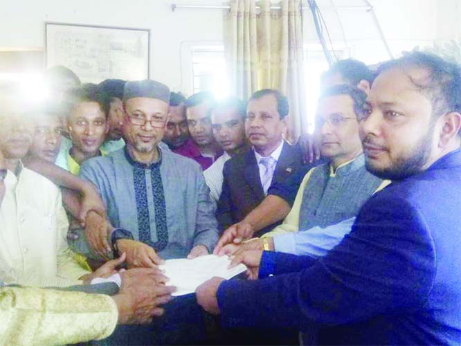 BETAGI (Barguna): Bangladesh Awami League nominated candidate for Barguna-2 Constituency Shawkat Hasanur Rahman Rimon submitting nomination paper to Assistant Returning Officer, Betagi on Wednesday.