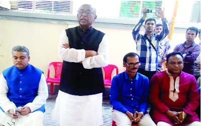 NETRAKONA: Awami League nominated MP candidate for Netrakona-2 Constituency and General Secretary of AL Netrakona District Unit Ashraf Ali Khan Khasru speaking at a view exchange meeting with local journalists at his Muktarpara residence here yester