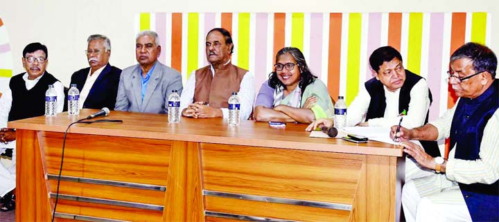 GAIBANDHA: The Executive Committee meeting of Gaibandha District Awami League was held at a hotel on Monday.