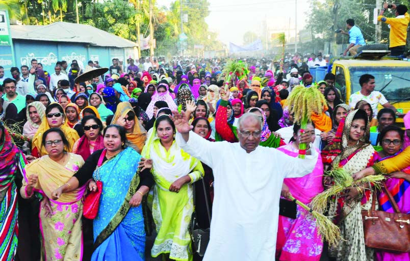 CUMILLA: Jatiya Oikyafront candidate for Cumilla-1 and Cumilla -2 Dr Khandaker Mosharraf Hossain led a huge rally at Daudkandi Sadar upazila on Monday.