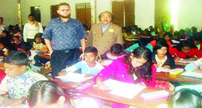 SUNDARGANJ (Gaibandha): Students participating in the Upazila Kindergarten Association Scholarship Examination on Abdul Mojid Govt Boys' High School premises on Wednesday.