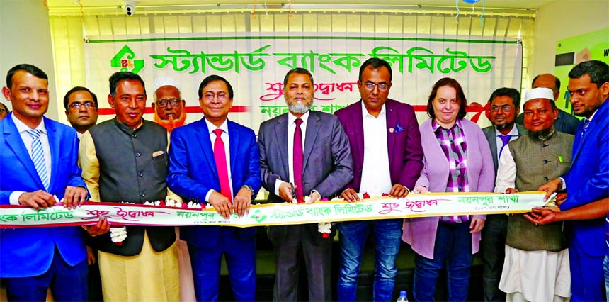 Mamun-Ur-Rashid, Managing Director of Standard Bank Limited, inaugurating its 127th branch at Nayanpur Bazar in Sreepur in Gazipur recently. Md. Tariqul Azam, AMD, and other senior official of the Bank and local elites were also present.