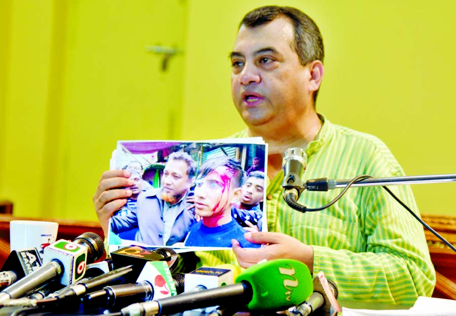 Awami League candidate for Dhaka-9 constituency Saber Hossain Chowdhury speaking at a press conference at Sabujmati Bhaban in the city on Wednesday in protest against allegation for interception of electioneering of the candidate of 'Sheaf of Paddy'.