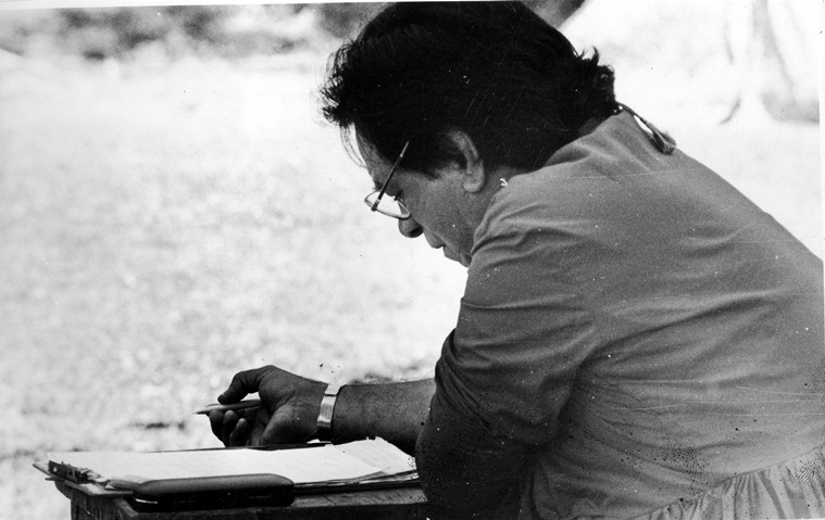 Kader Khan combined the bombastic with everyday slang to create a memorable body of work as a dialogue writer