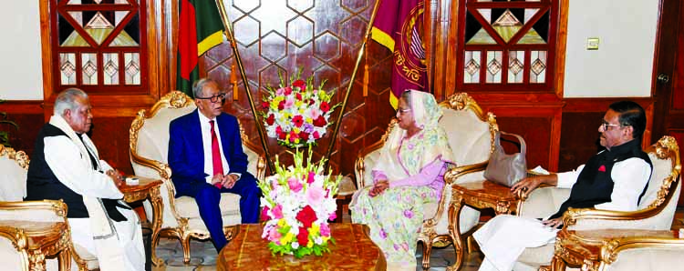 Prime Minister Sheikh Hasina called on President Abdul Hamid at Bangabhaban on Thursday. Press Wing, Bangabhaban photo
