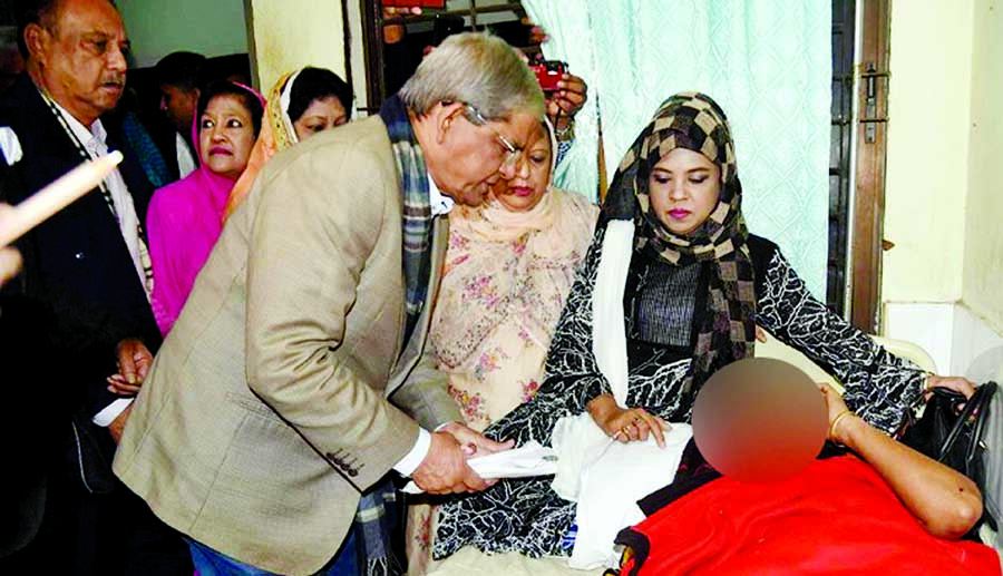 BNP Secretary General Mirza Fakhrul Islam Alamgir along with Oikyofront senior leaders visited the rape victim at Subarnochar of Noakhali district now undergoing treatment at Noakhali General Hospital on Saturday.