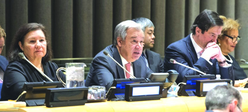 UN Secretary General AntÃ³nio Guterres briefs an informal meeting of the General Assembly on his concerns for 2018. AP file photo