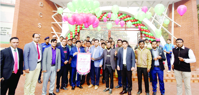 DINAJPUR:Secretary of Bangladesh Election Commission Helaluddin inaugurating main gate of Dinajpur Collectorate School and College yesterday.