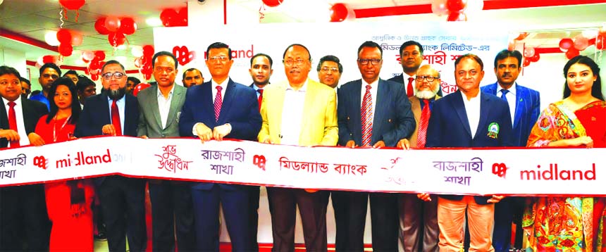 AHM Khairuzzaman Liton, Mayor of Rajshahi City Corporation, inaugurating a new branch of Midland Bank Limited at Boalia in Rajshahi Sadar recently as chief guest. Md. Ahsan-uz Zaman, CEO of the Bank and F M Shahinul Islam, GM of Bangladesh Bank in Rajshah