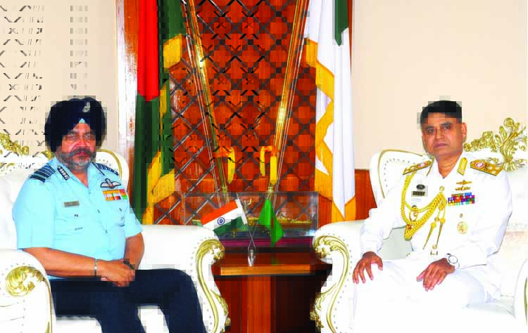 Chief of Air Force, India Air Chief Marshal Birender Singh Dhanoa paid a courtesy call on Chief of Naval Staff AMMM Aurangzeb Chowdhury at the Navy Headquarters in the city's Banani on Thursday. ISPR photo