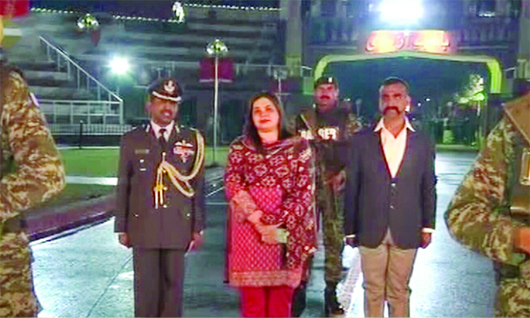 IAF pilot Abhinandan was handed over to Indian officials at the Wagah border in Punjab on Friday.