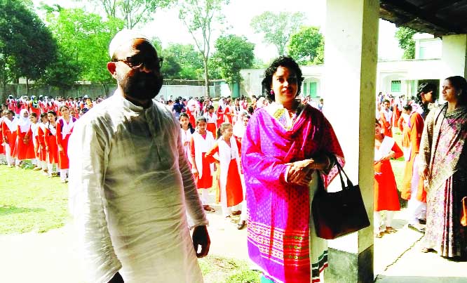 GOURIPUR (Mymensingh): Farhana Karim, UNO , Gouripur visiting an election centre of Students' Cabinet at Gouripur Girls' High School yesterday.