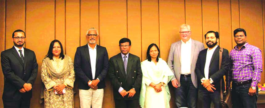 A delegation led by Dr. Nahid Rashid, Additional Secretary and Wing Chief (Europe) of Economic Relations Division (ERD) of Finance Ministry recently visited LafargeHolcim Bangladesh Limited (LHBL) corporate office in the city. Top officials from both side