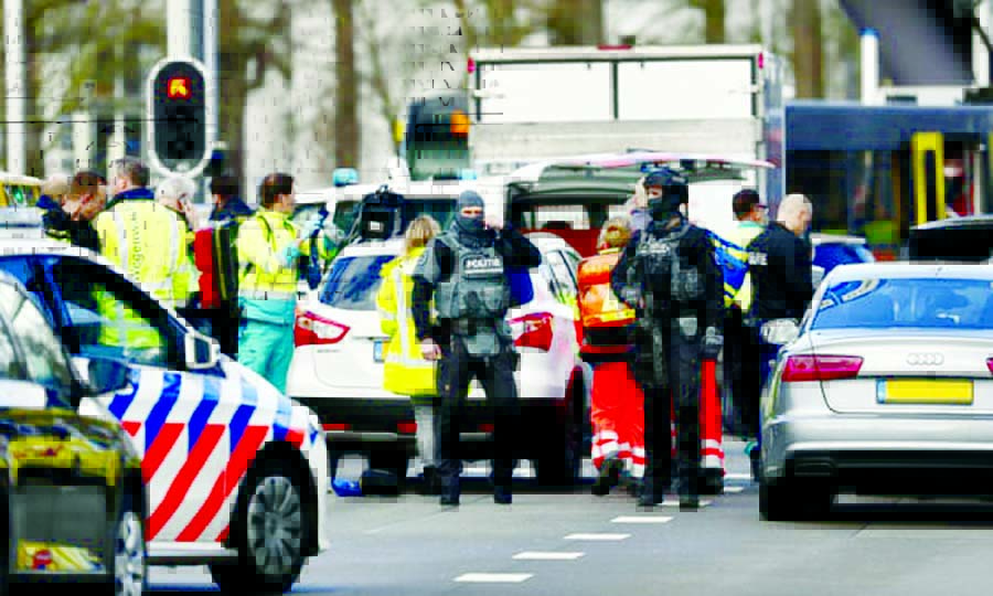 Emergency services at the scene in Utrecht.