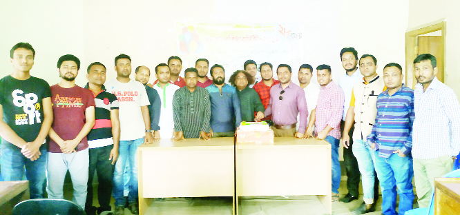 Kulaura (Moulvibazar) : Md Jibon Rahman, Editor and Publisher of the Weekly Amar Kulaura cutting cake marking the 28th Founding Anniversary of the Daily Bhorer Dak in Kulaura on Wednesday.