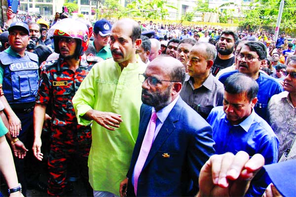 Housing and Public Works Minister SM Rezaul Karim and DNCC Mayor Atiqul Islam on Friday promises stern actions to be taken against those responsible for inferno and asked the owners of high-rise buildings in city and submit their all documents by 10 days.