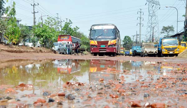 Vehicle movement has been hampered on Dhaka - Chattogram Highway due to nor'wester on Sunday.