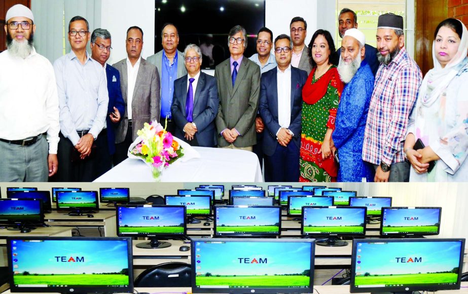 Vice-Chancellor of Dhaka University Prof Dr. Akhtaruzzaman inaugurating a computer laboratory of the Marketing Department of the university on Tuesday.