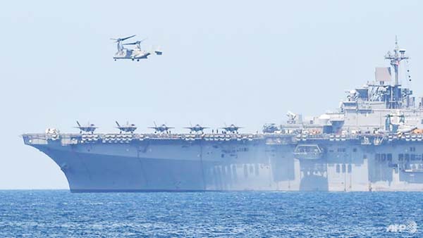 A US V-22 Osprey takes off from the USS Wasp suring amphibious landing exercises as part of the annual joint US-Philippines military exercise.