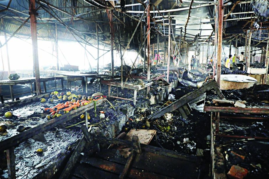 Two hundred shops were gutted as devastating fire broke out at a kitchen market in city's Malibagh area early Thursday.