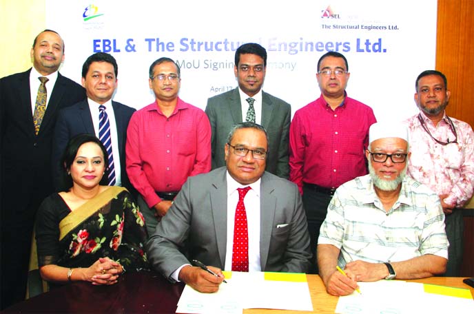 M Khorshed Anowar, Head of Retail and SME Banking of Eastern Bank Limited (EBL) and Engr. Md. Abdul Awal, Managing Director of Structural Engineers Limited (SEL) signing a MoU to enhance the quality of Home Loan service through sharing best value offering
