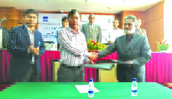Dhaka WASA signed two several contract with Brothers Engineers and Sigma Electrical Engineering, and SHAJEDA & Company and CFMCC to supply, installation, commissioning and maintenance of Gas Chlorination with compatible SCADA system in 300 pump stations o