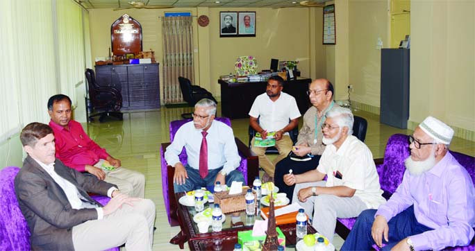 MYMENSINGH: US Ambassador to Bangladesh Earl R. Miller called on Pro- Vice Chancellor of Bangladesh Agriculture University(BAU) Prof Dr. Md. Jashimuddin Khan, faculty members and officials of BAU at Pro -Vice Chancellor office during his visit at BAU on T