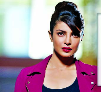 Priyanka Chopra wishes mother Madhu for new venture