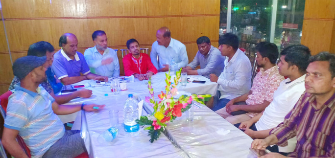 A joint protest meeting of working journalists was held at Chakaria Dhansiri Convention Centre on May 14 on assault of senior journalist BM Habib Ullah by Assistant Commissioner (Land ) of Cox's Bazar Chakaria Upazila Khandaker Md. Ikhtiar Uddin