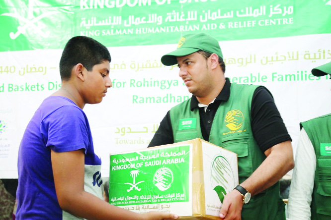 COX'S BAZAR: King Salman Humanatrian Aid and Relief Centre distributing food baskets among Rohingya refugees at Kutu Palong camp in Cox'sBazar through International Organization for Relief, Welfare and Development (IORWD) recently .