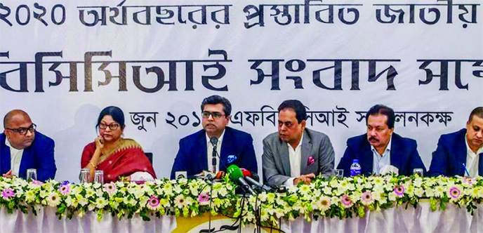 Sheikh Fazle Fahim, President of Federation of Bangladesh Chambers of Commerce and Industry (FBCCI), addressing a post-budget press conference at the FBCCI conference room in the city.