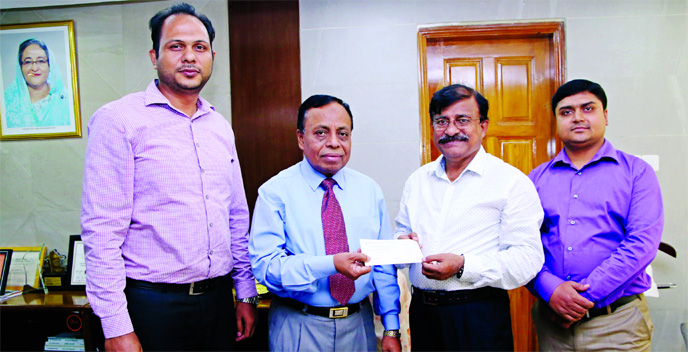 South Bangla Agriculture & Commerce (SBAC) Bank Ltd donates Tk 3 lakh to the Anneshon Gano-Pathagar o Samaj Unnoyon Kendra, Muladi of Barishal as part of Corporate Social Responsibility. Md. Golam Faruque, Managing Director and CEO of the Bank, handed ove