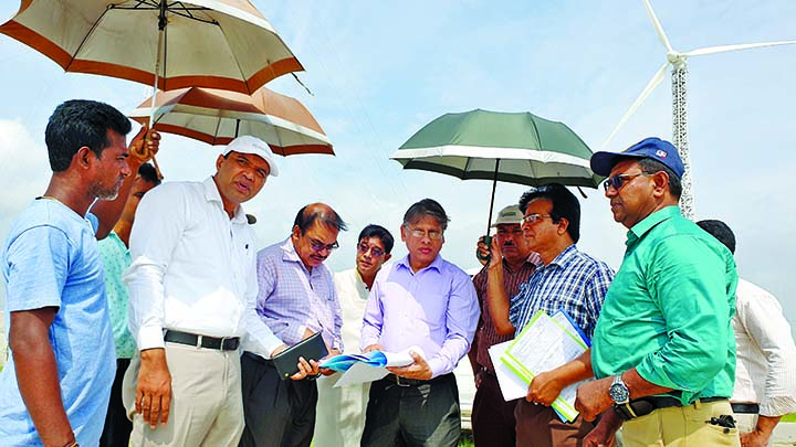 Director General of Bangladesh Water Development Board Mahfuzur Rahman visited crossbar in Sirajganj on Monday