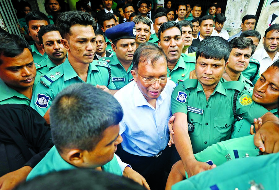 DIG Mizanur Rahman was produced before the Chief Metropolitan Magistrate in ACC case on Tuesday.