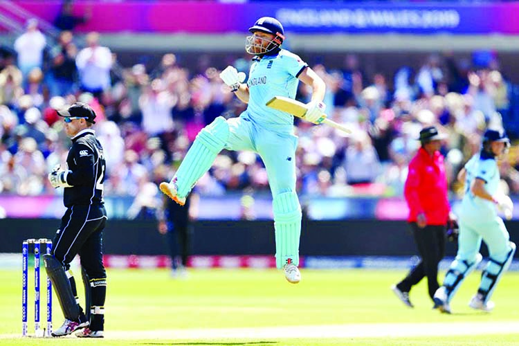 Jonny Bairstow, who hit a ton against India, celebrating his yet another century on Wednesday against New Zealand at Chester-le-Street in the ICC World Cup Cricket. BCB photo