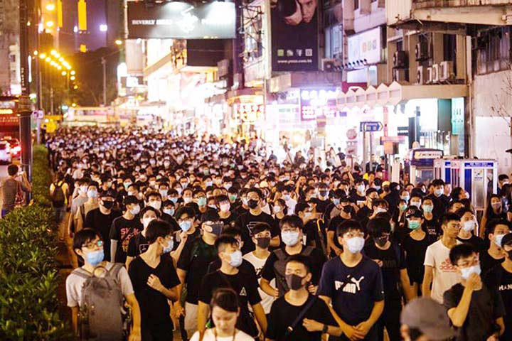 Protesters remained unmoved even after Carrie Lam's announcement on the China extradition bill