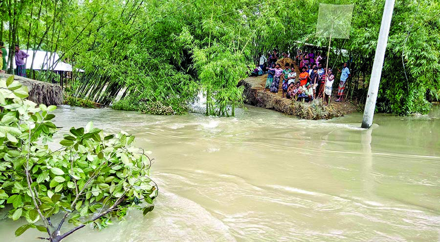 Four villages of Bazra union under Ulipur upazila have been flooded due to collapse of Nakhiarpar dam in Kashimbazar.